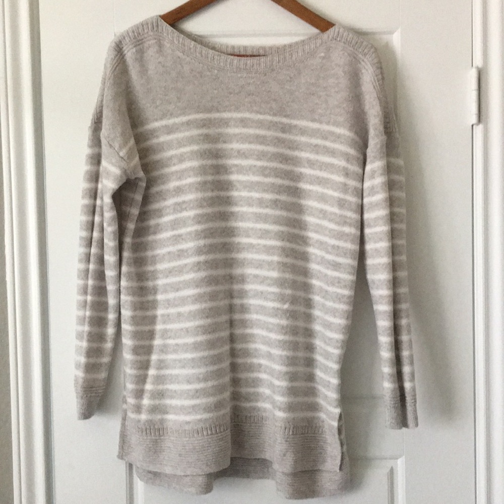 Old Navy Sweater